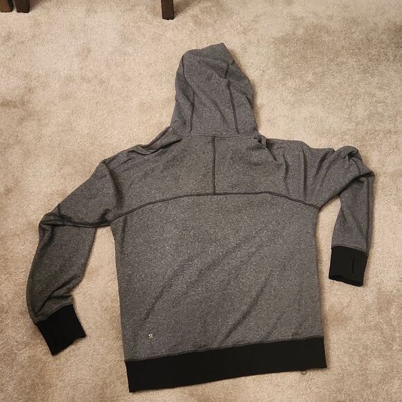 Lululemon "Om & Roam" Gray Hooded Pullover w/ Zippered Sides Size S (2-4) - Picture 9 of 9